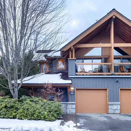 Montebello By Whistler Premier Exterior photo